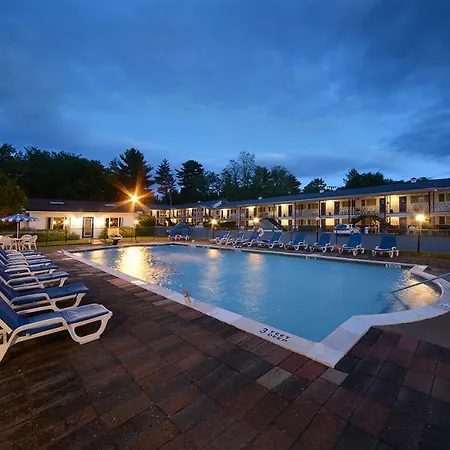 Turf And Spa Motel
